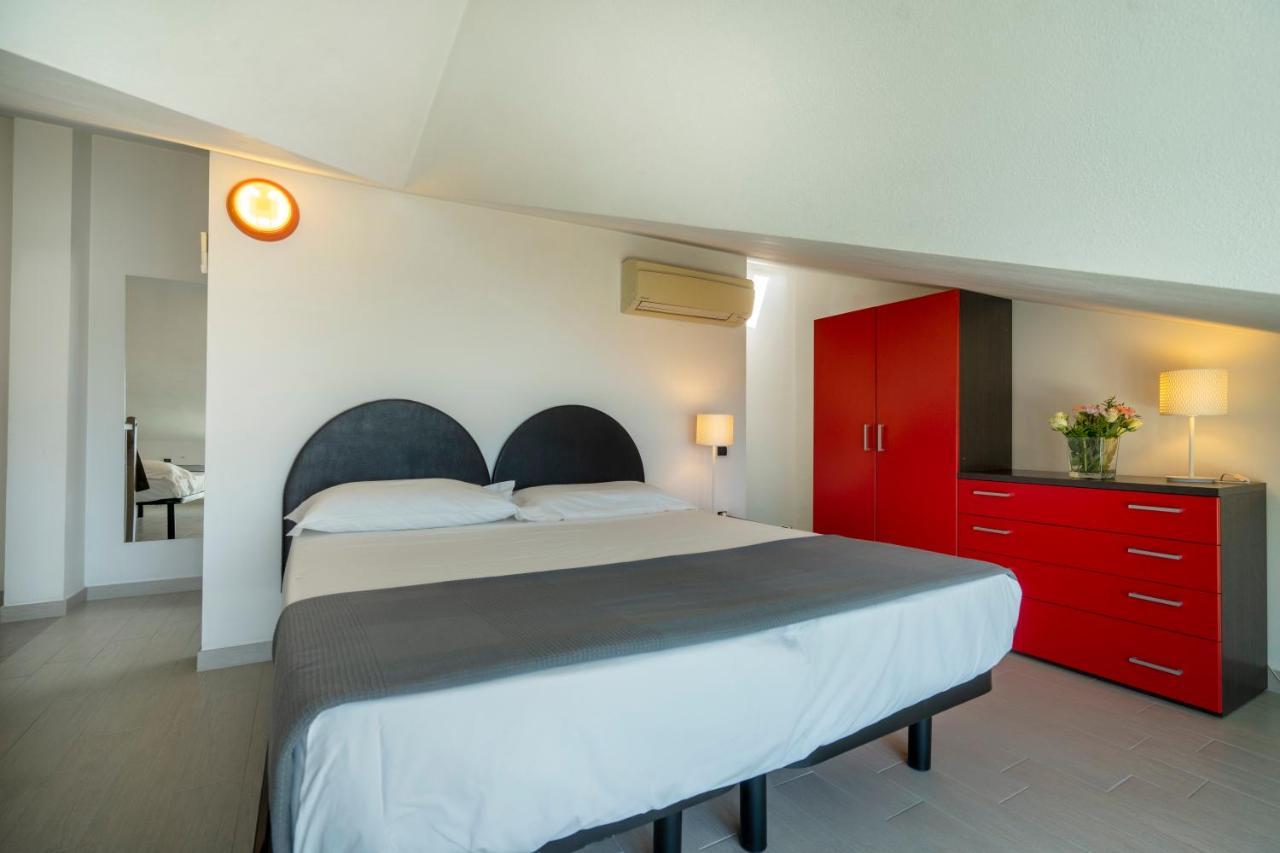 Hotel Cristallo Rimini Esterno foto