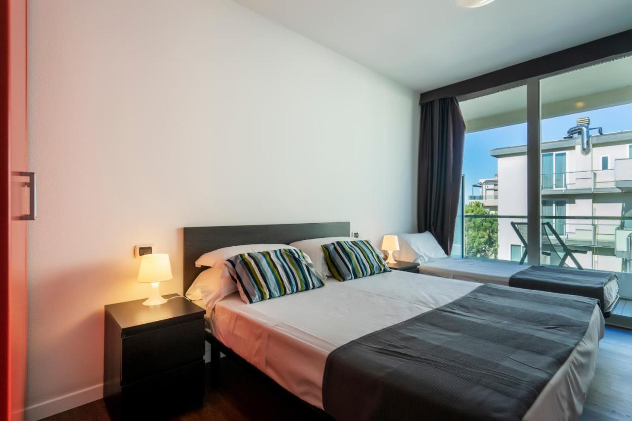 Hotel Cristallo Rimini Esterno foto