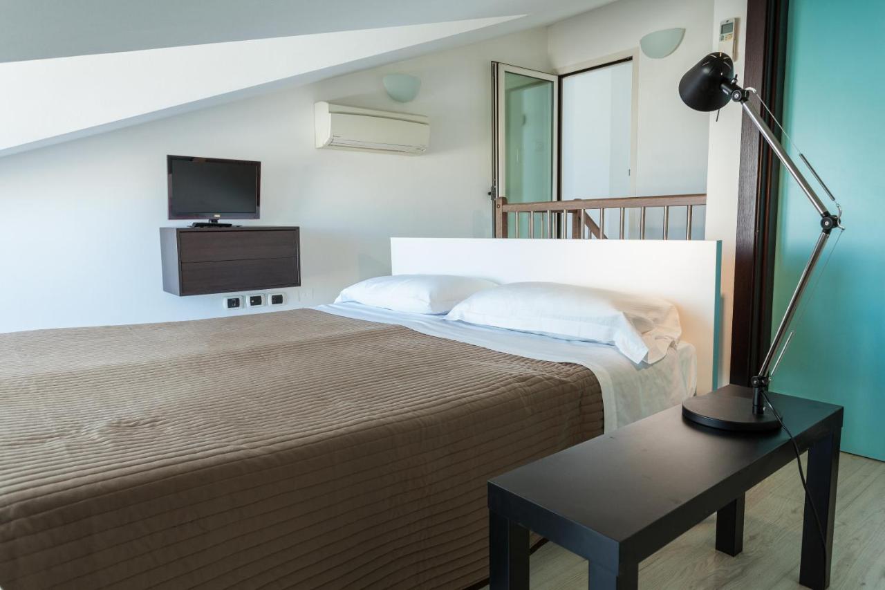 Hotel Cristallo Rimini Esterno foto