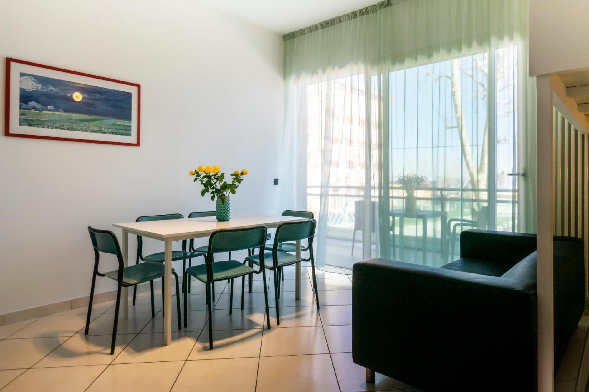 Hotel Cristallo Rimini Esterno foto