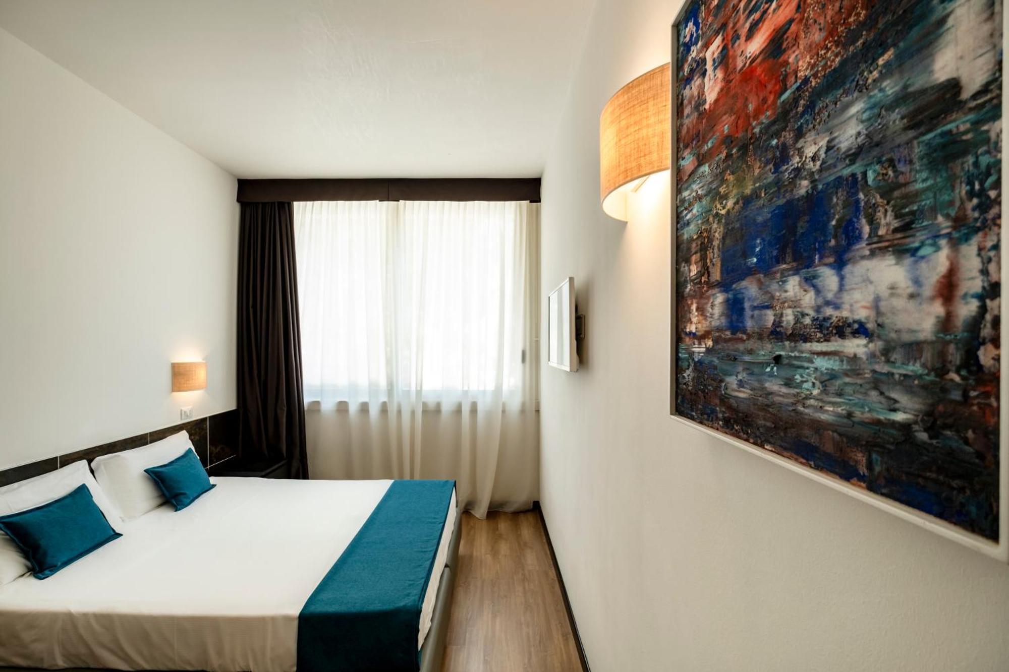 Hotel Cristallo Rimini Esterno foto