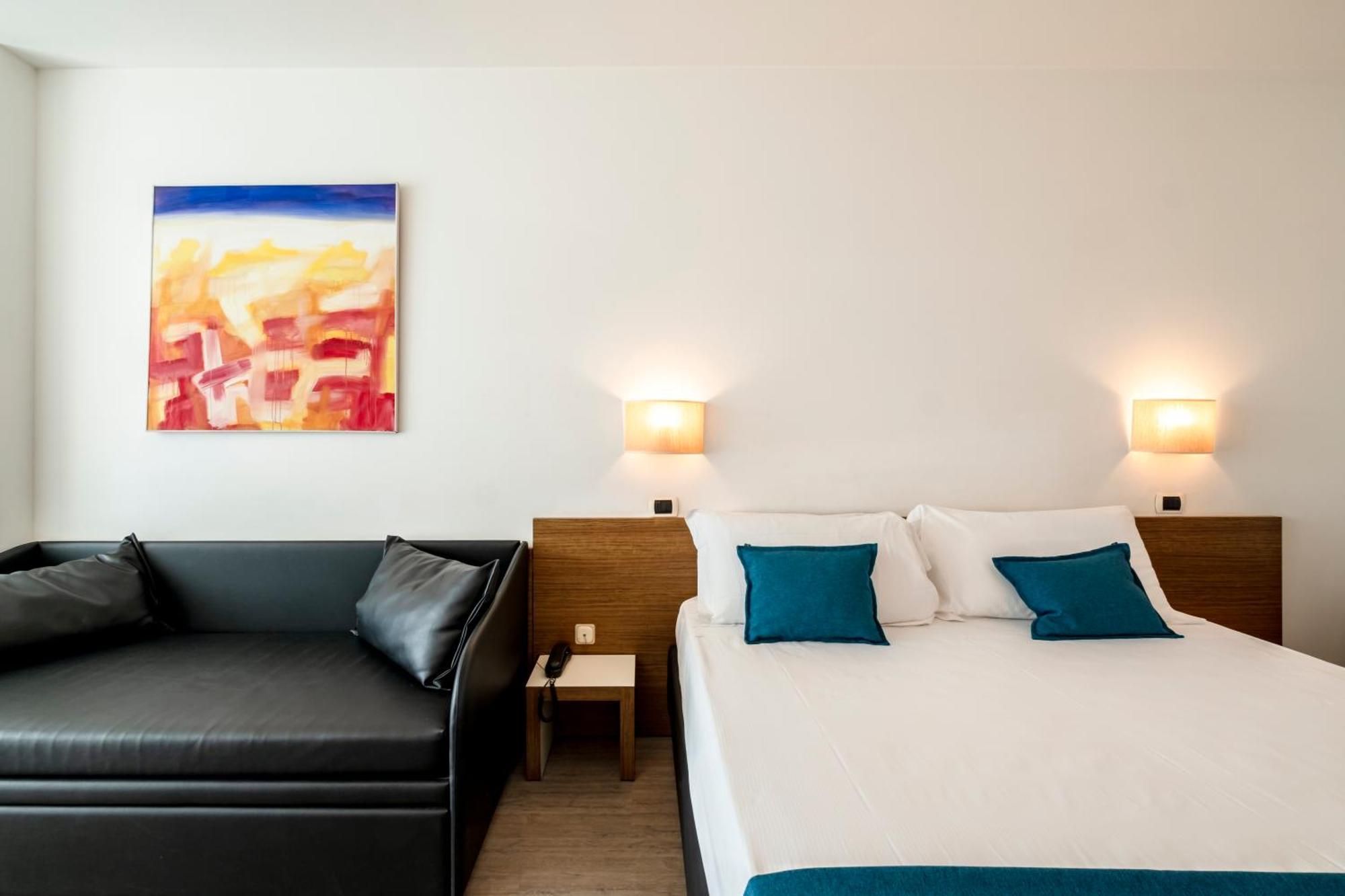 Hotel Cristallo Rimini Esterno foto