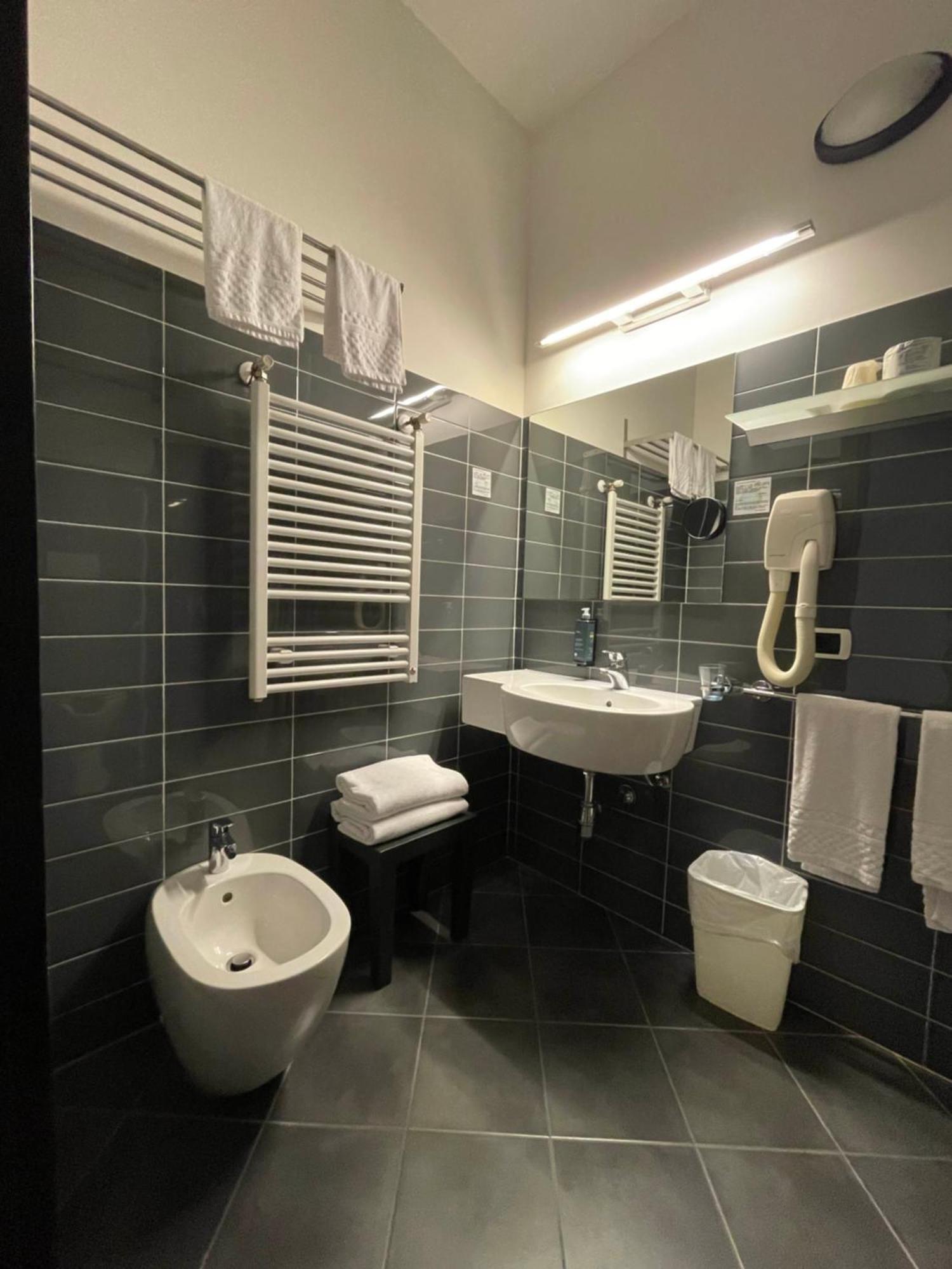 Hotel Cristallo Rimini Esterno foto
